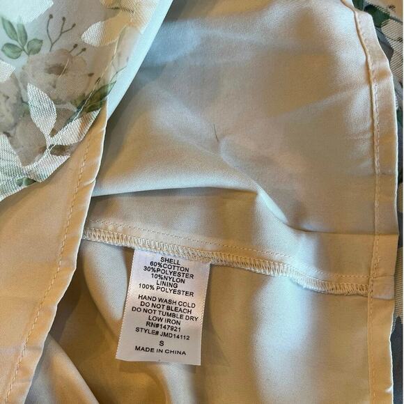 Cottage Core Peasant Farmhouse Dress Women Small Smocked Modest Traditional - Picture 9 of 12